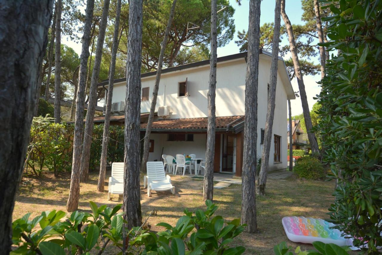 Villa In Lignano Riviera Comfortable لينانو سابيادورو المظهر الخارجي الصورة